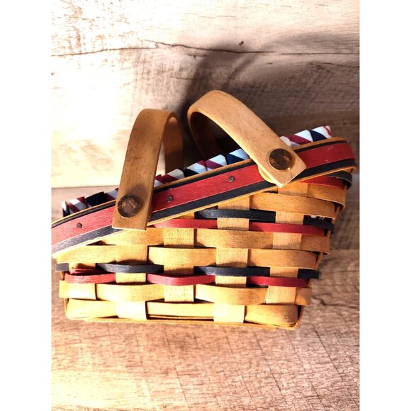 Longaberger Square Basket With Patriotic Liner & Plastic Protector - Picture 7 of 12